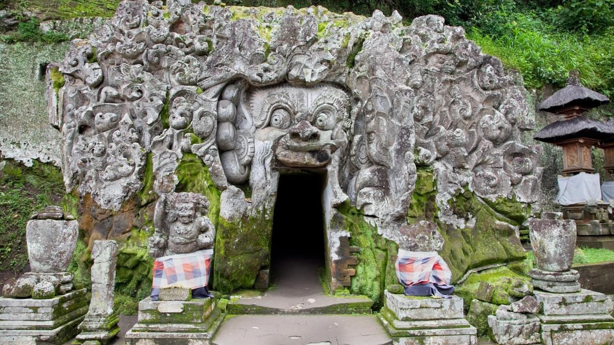 Goa-Gajah-(Elephant-Cave).jpg
