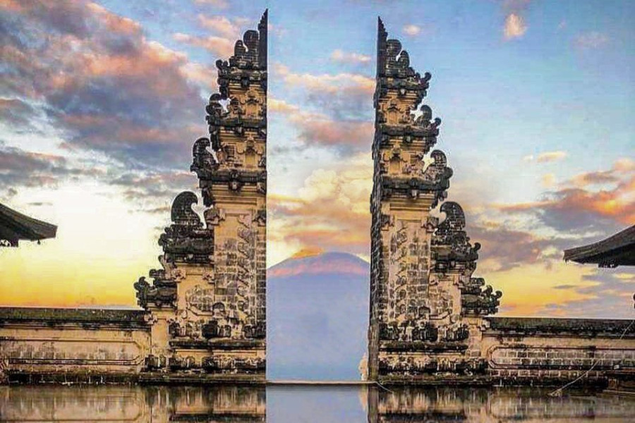 Lempuyang-temple.jpg