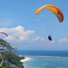 Paragliding.jpg