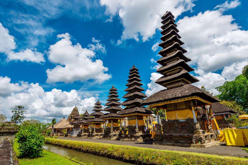 Pura-Taman-Ayun.jpg