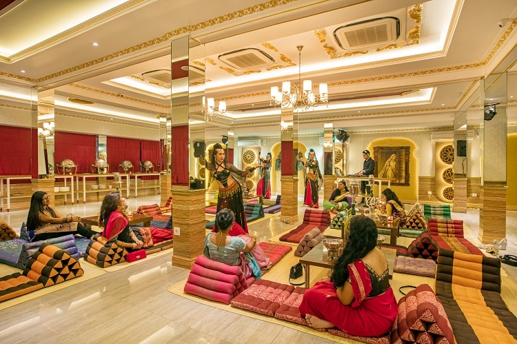 Queen-Indian-restaurant.jpg