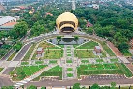 Taman-Mini.jpg