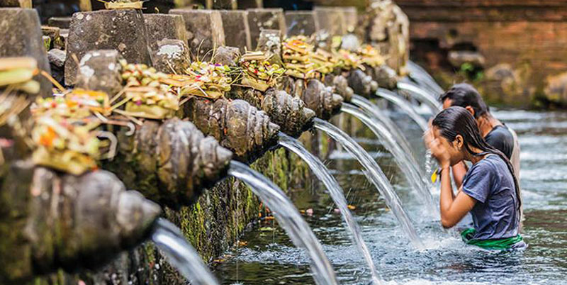 Tirta-Empul-Temple.jpg